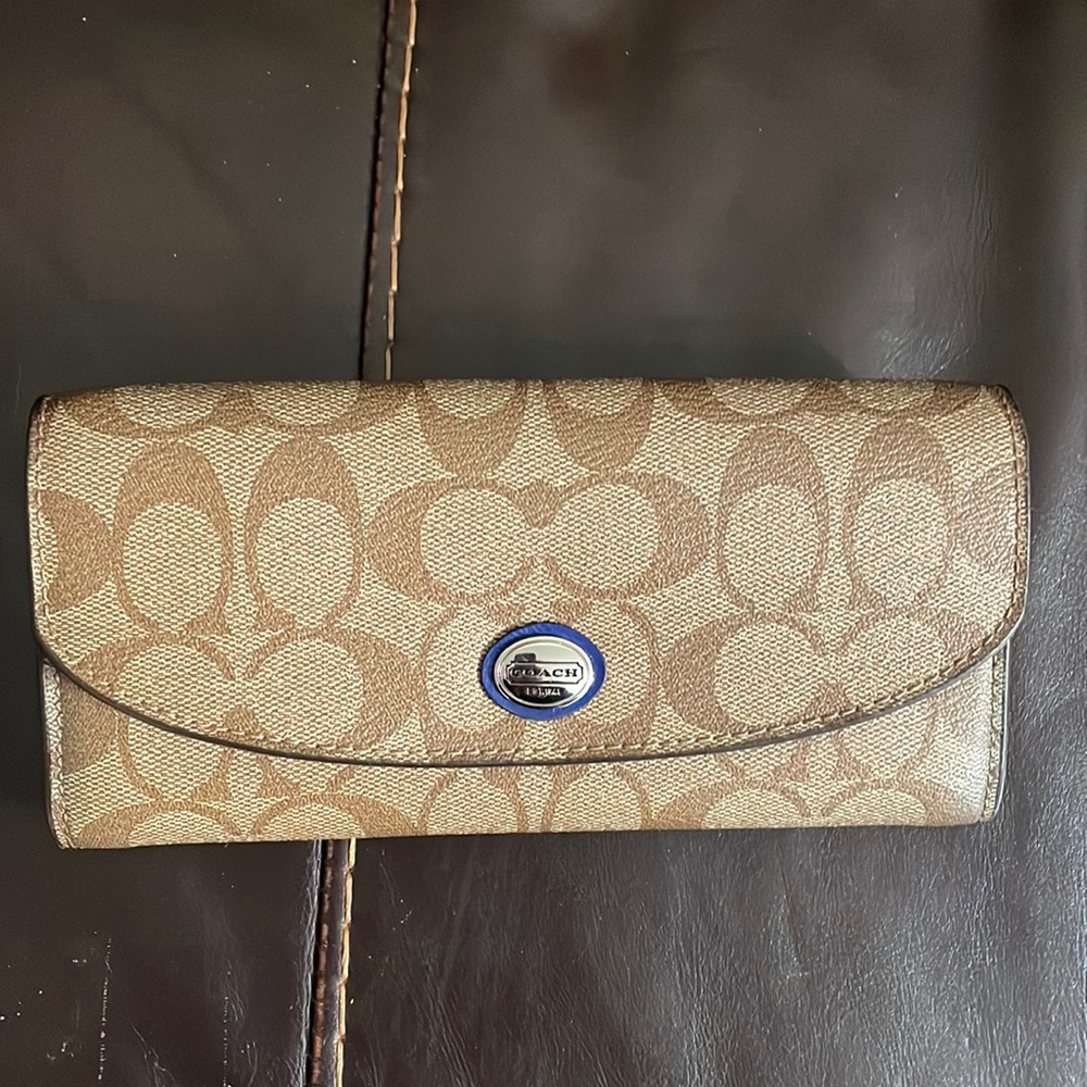 Coach wallet